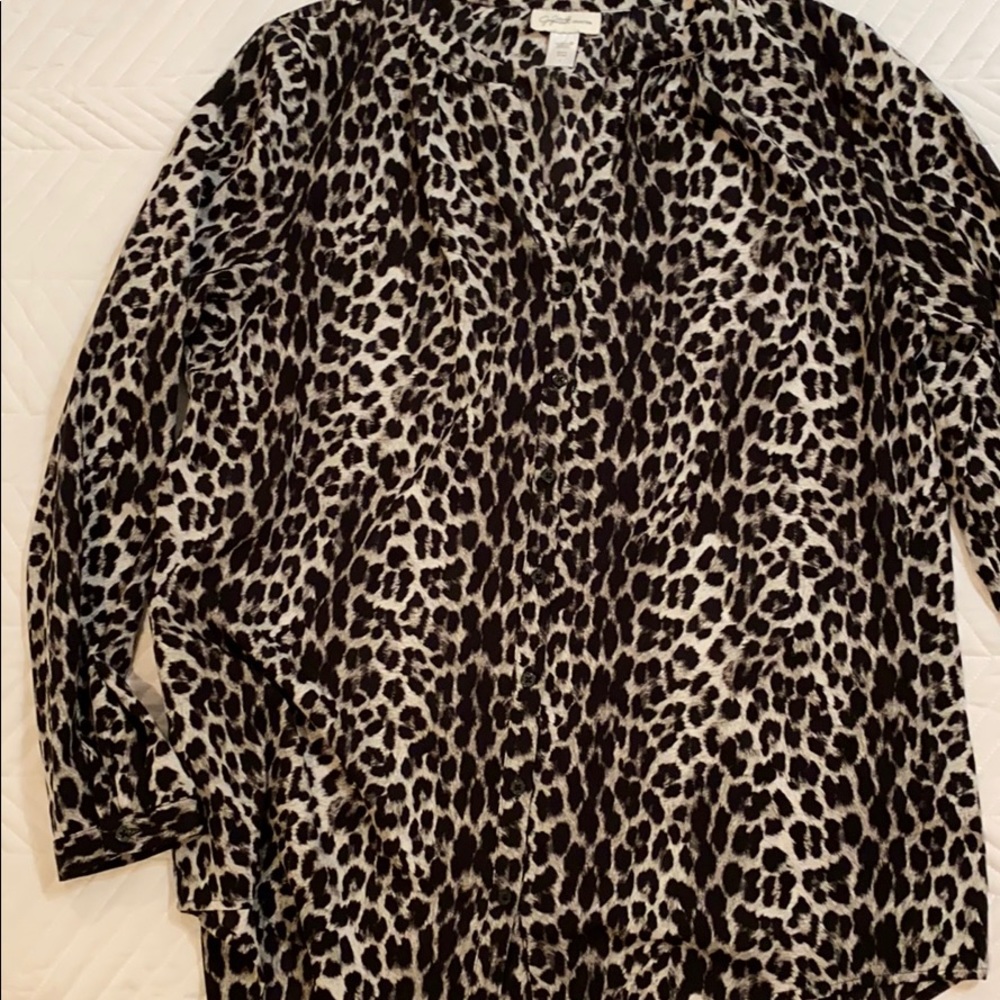 Cheetah print tunic, size L, long sleeve, like new